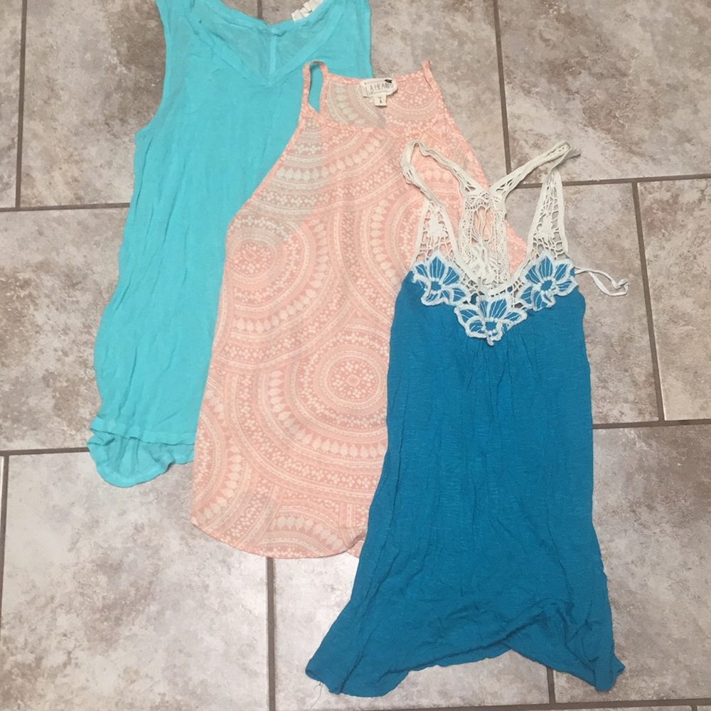 Three Tanks Tops - Size Small L.A. Hearts, Rue 21